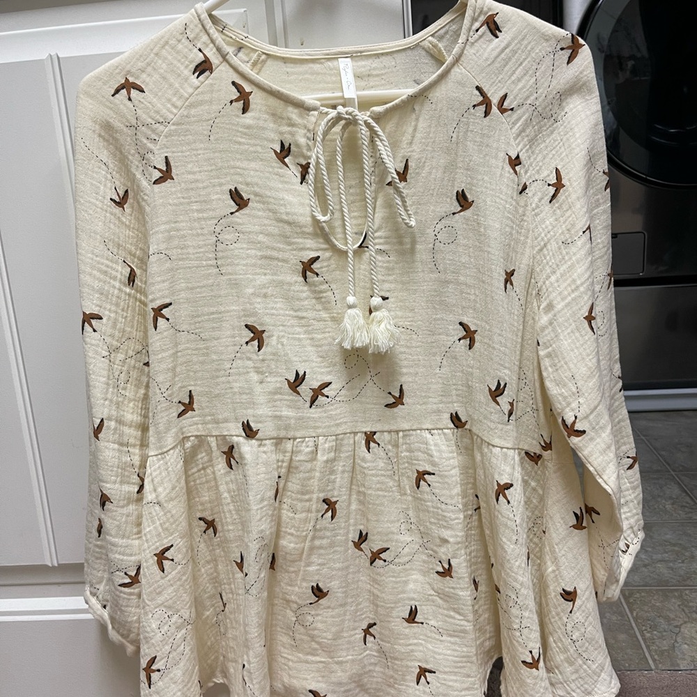 Rylee+Cru blouse - Picture 3 of 9